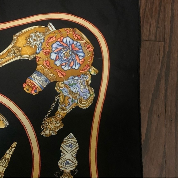 Hermes Silk Qu Importe Le Flacon Scarf - Picture 11 of 14